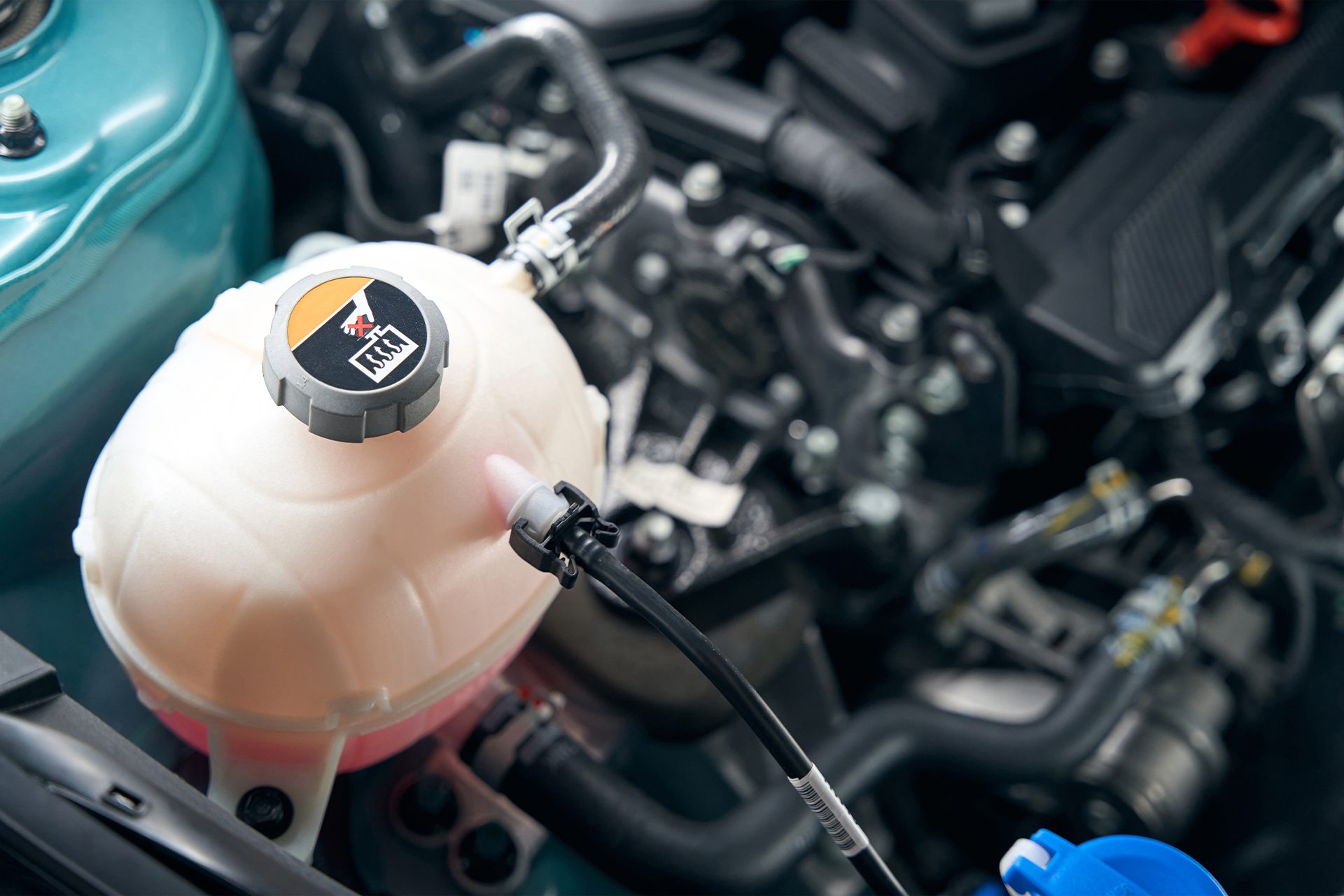 hybrid-inverter-fluid-service
